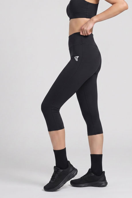 Buy Zelocity Quick Dry 3/4Th Training Leggings- Jet Black